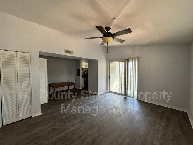 Foto del edificio - 2360 SW Archer Rd