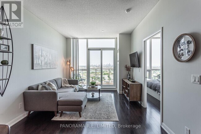 Photo du bâtiment - 205-2205 Sherway Gardens Rd