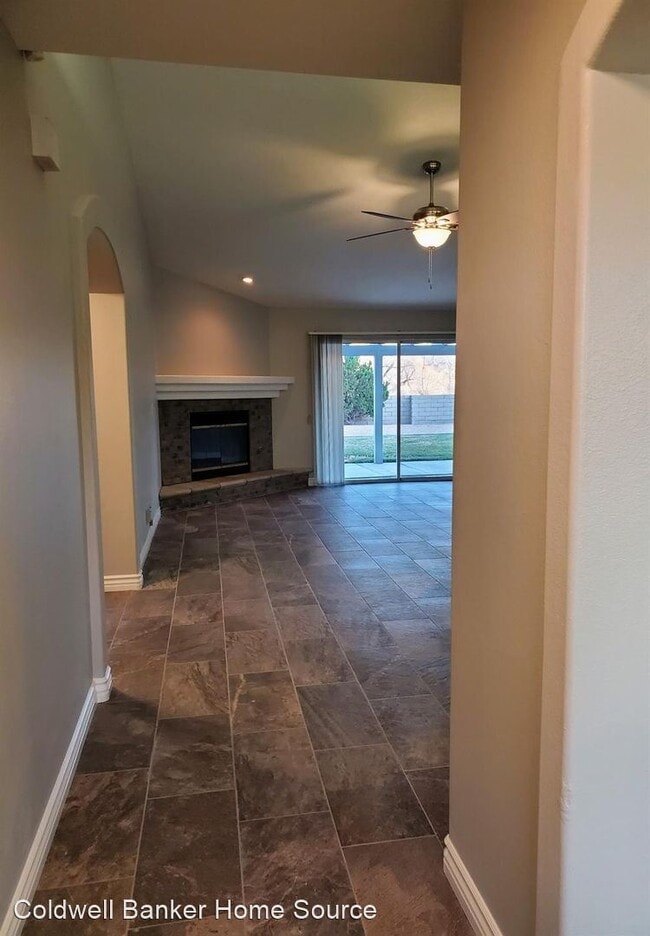Foto del edificio - 3 br, 2 bath House - 27455 Cloverleaf Dr.