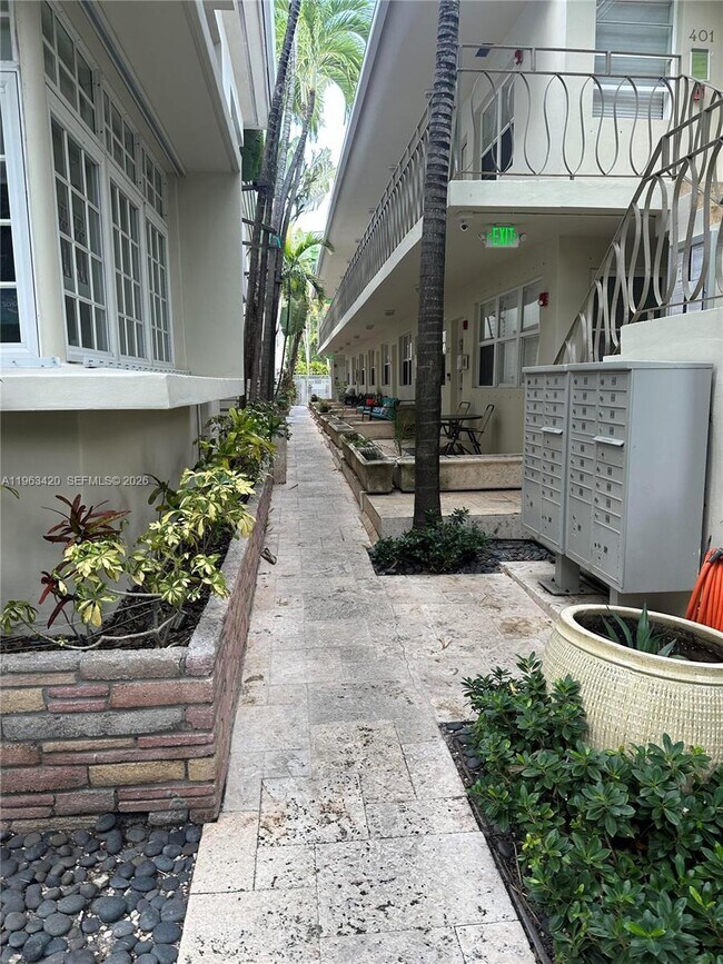 Foto del edificio - 1340 Drexel Ave