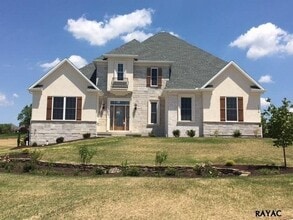 Building Photo - 1518 Guildford Ln