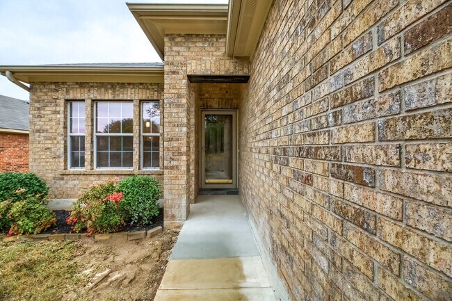 Foto del edificio - 1732 Amberwood Loop