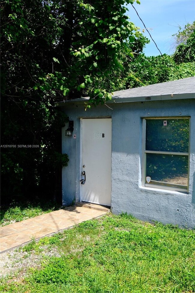 Foto del edificio - 1455 NE 146th St