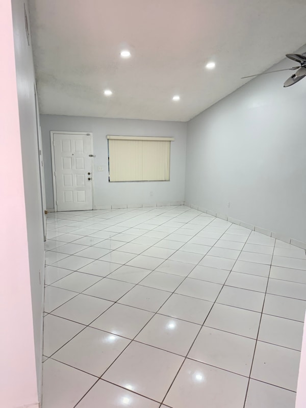 Building Photo - 15157 SW 95th Ln