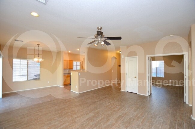 Building Photo - 6309 S Teresa Dr