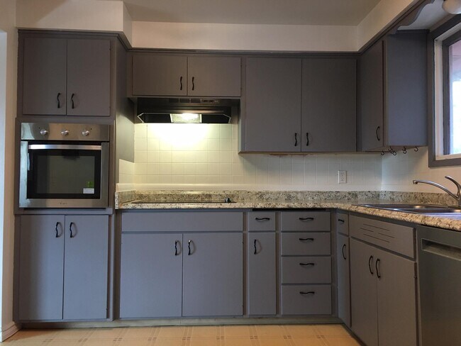 Foto del edificio - 7020 N Audubon Dr
