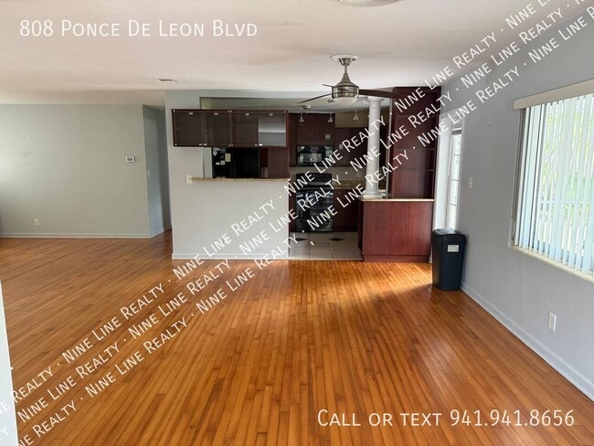 Photo - 808 Ponce De Leon Blvd- House