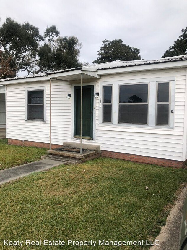 Primary Photo - 2 br, 1 bath House - 220 Dean