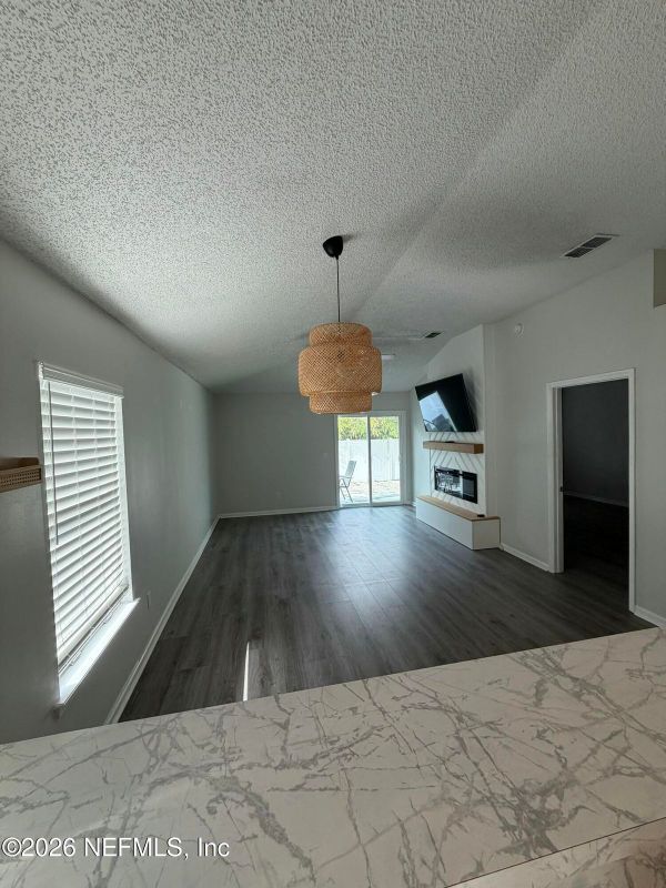 Foto del edificio - 286 Main St