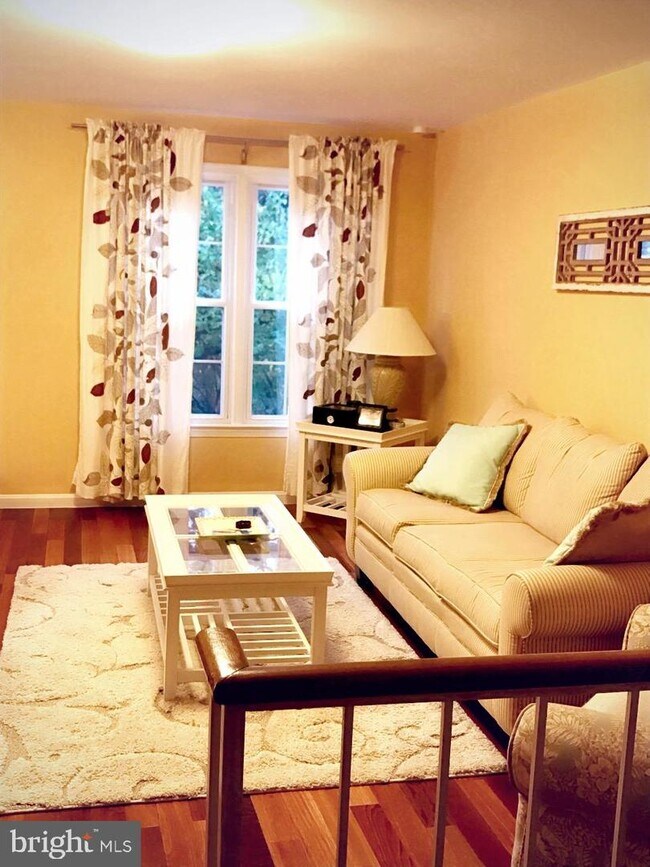 10443 Red Granite Terrace, Oakton, VA 22124 Townhome Rentals in