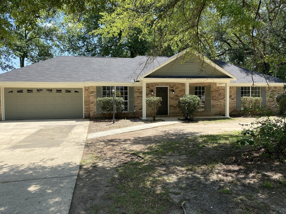 Primary Photo - 6591 Lauren Dr W