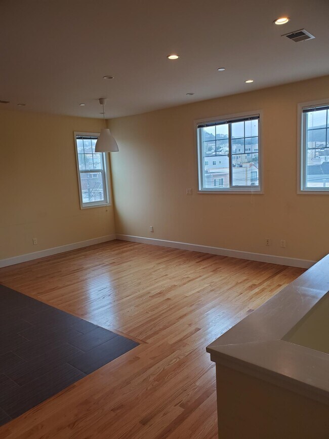 living/dining - 108 Werner Ave