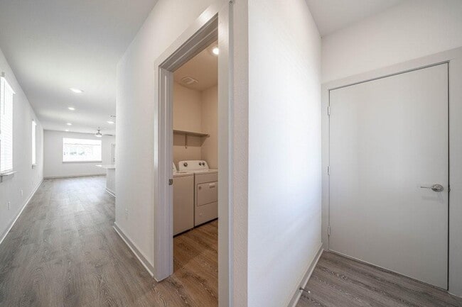 Foto del edificio - 225 New Hampton Wy