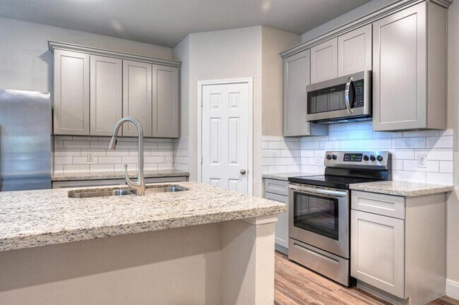 Foto del edificio - 11827 Nelwood St