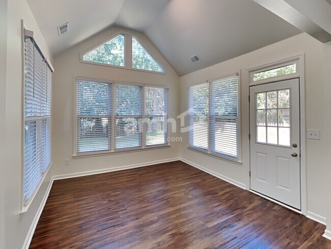 Building Photo - 4282 Moccasin Trail