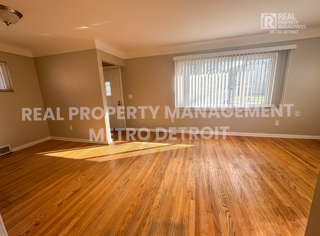 Building Photo - 19645 Woodmont St