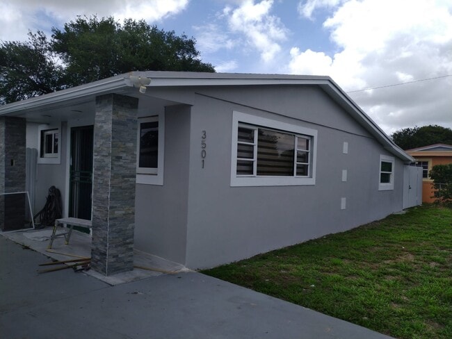 Building Photo - 3501 NW 209th Ter