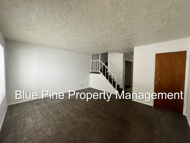 Building Photo - 337 E 15th St