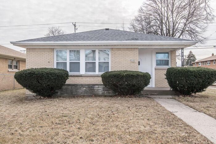 Primary Photo - Brick Ranch Single Family Home