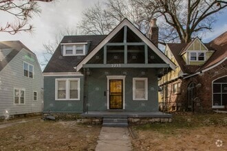 Building Photo - 2233 E 69th St