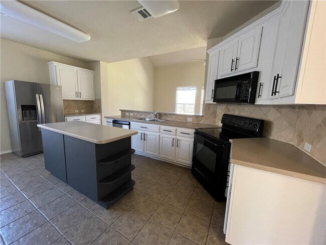 Foto del edificio - 1602 Melissa Oaks Ln