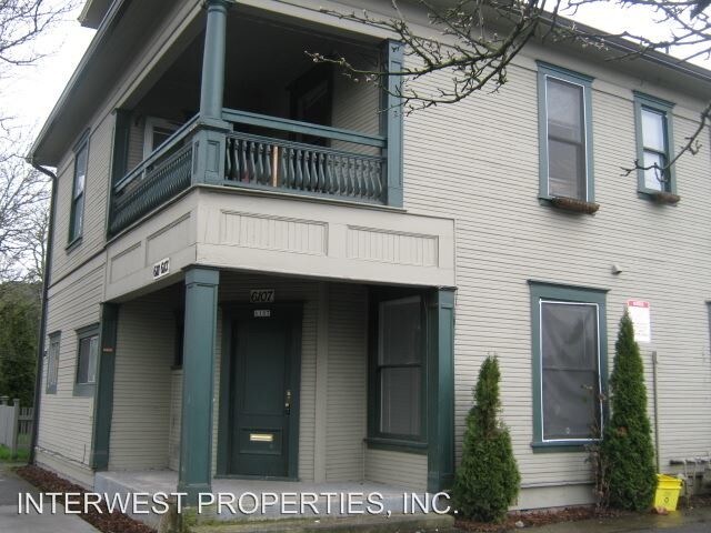Foto principal - 6107-6113 SE 92nd Ave