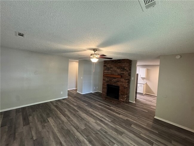 Building Photo - 4420 W Franciscan Trail