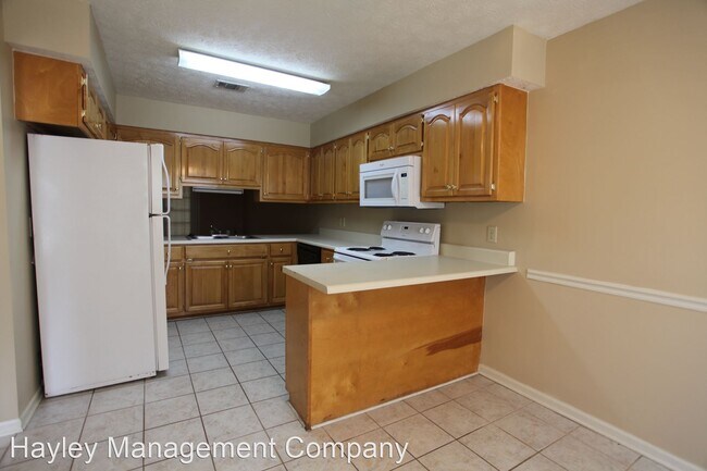 Building Photo - 3 br, 2 bath House - 133 Halal Court
