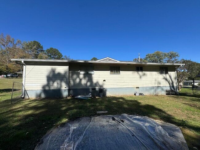 Foto del edificio - 809 Lynn Ln