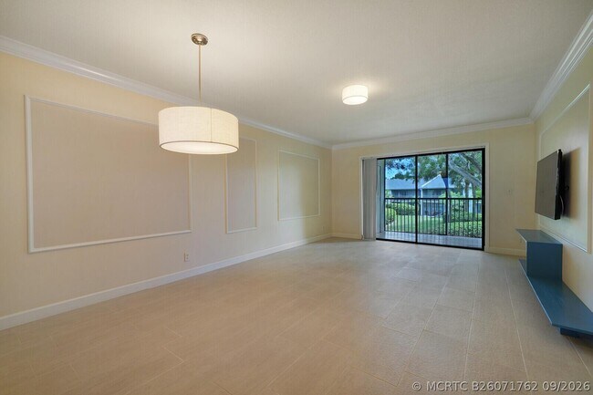 Building Photo - 1284 S Military Trail