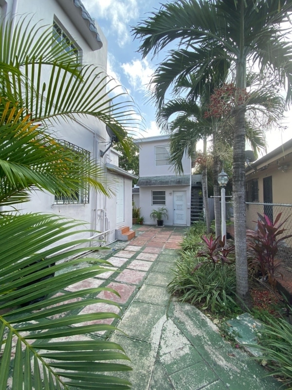 Photo - 1664 SW 9th St Apartment