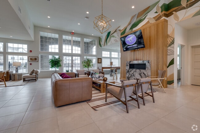 Clubhouse - The Laurel