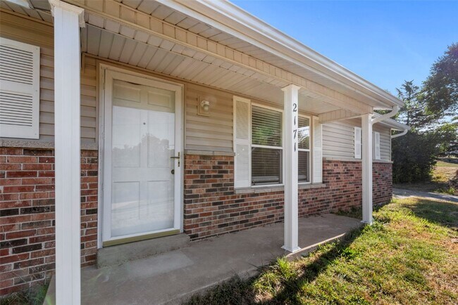 Foto del edificio - 2171 Richardson Rd