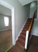 Building Photo - 308 N 11th St