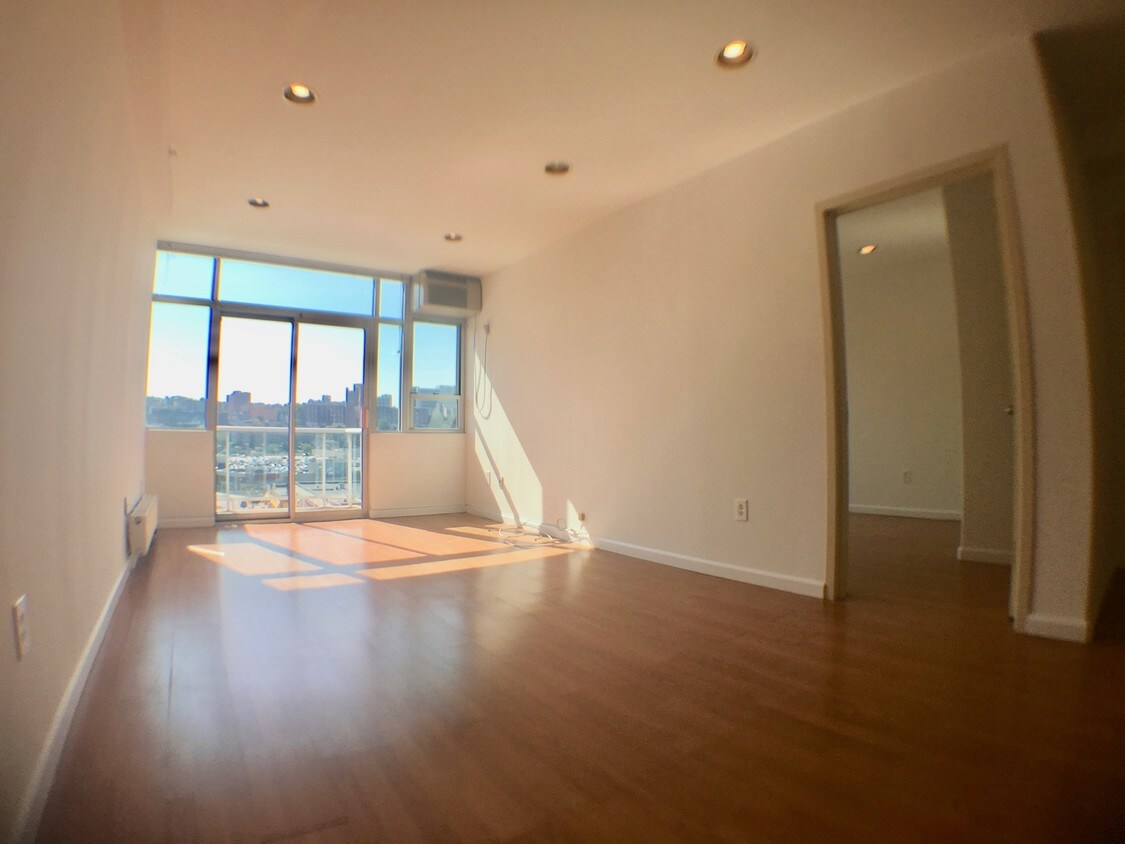 22 MARBLE HILL Ave, BRONX, NY 10463 Condo for Rent in BRONX, NY