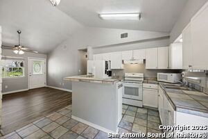 Building Photo - 128 Riverview Rd