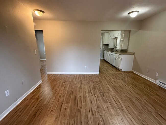 Foto del edificio - Now renting 2 bedroom House