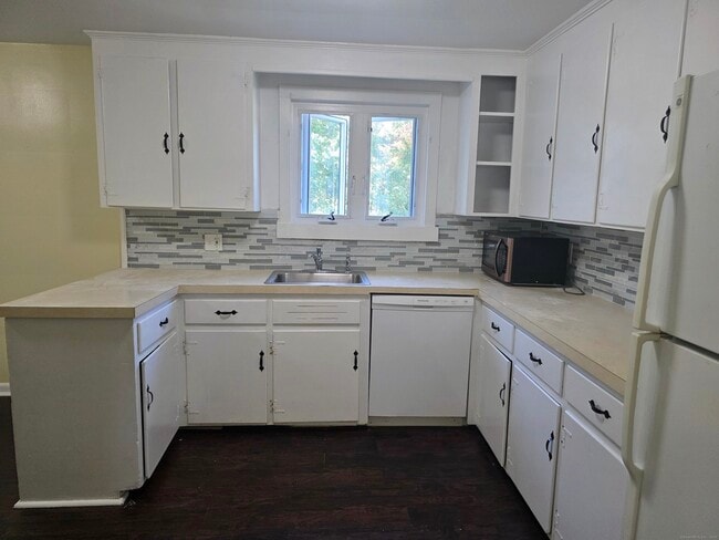 Building Photo - 187 Celia Dr