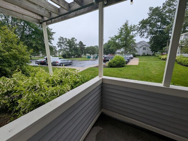 Building Photo - 449 Magnolia Ct