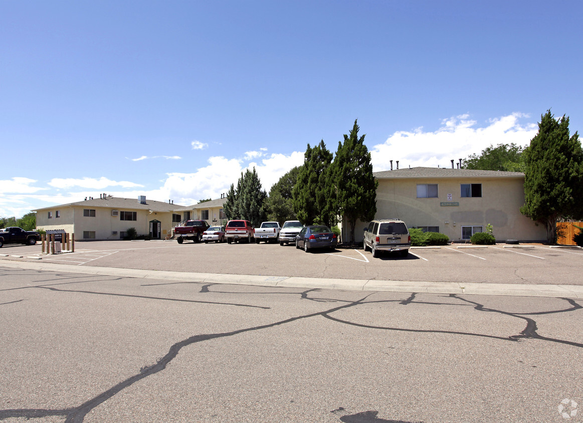 Building Photo - Red Creek Apartments