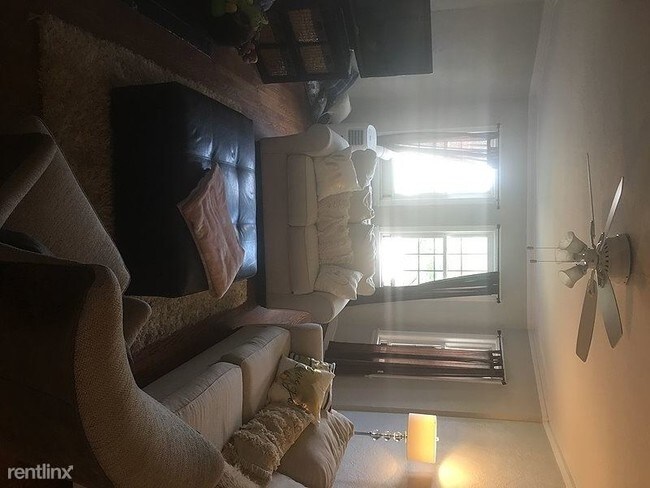 Foto del edificio - 13300 Drexmore Rd