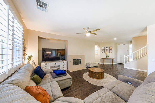 living room 2 - 82562 Carrara Ct