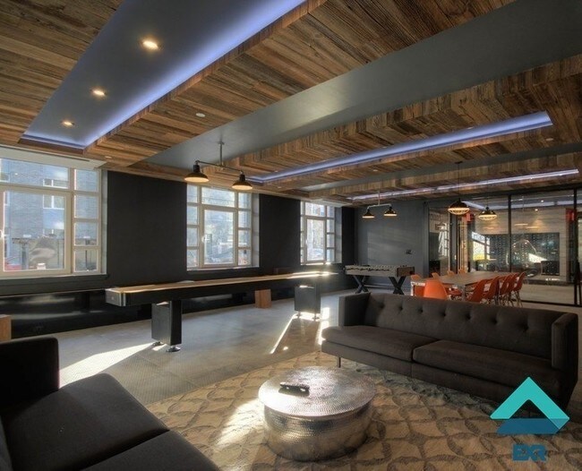 Foto del edificio - 1003 Greene Ave