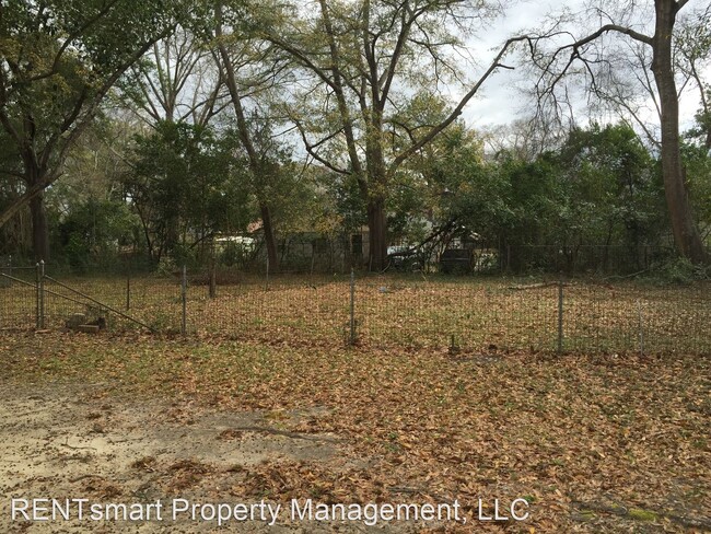 Building Photo - 3 br, 1 bath House - 204 28th Avenue