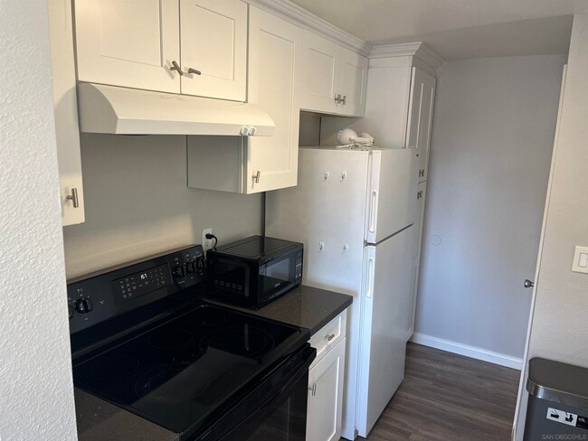 Building Photo - 8292 Gilman Dr