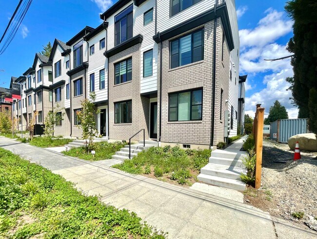 Foto del edificio - Brandnew Townhome for rent