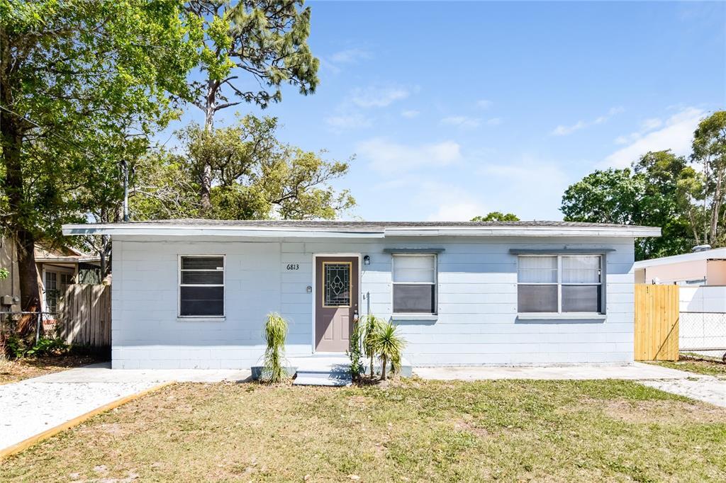 Foto principal - 6813 N Clearview Ave