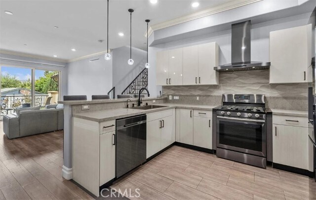 Foto del edificio - 201 N Reese Pl