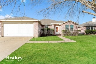 Building Photo - 1405 Dandelion Trail