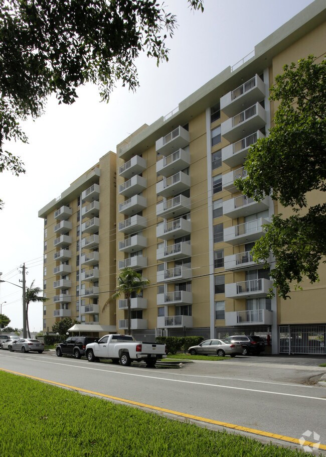 Keystone Towers Rentals North Miami, FL